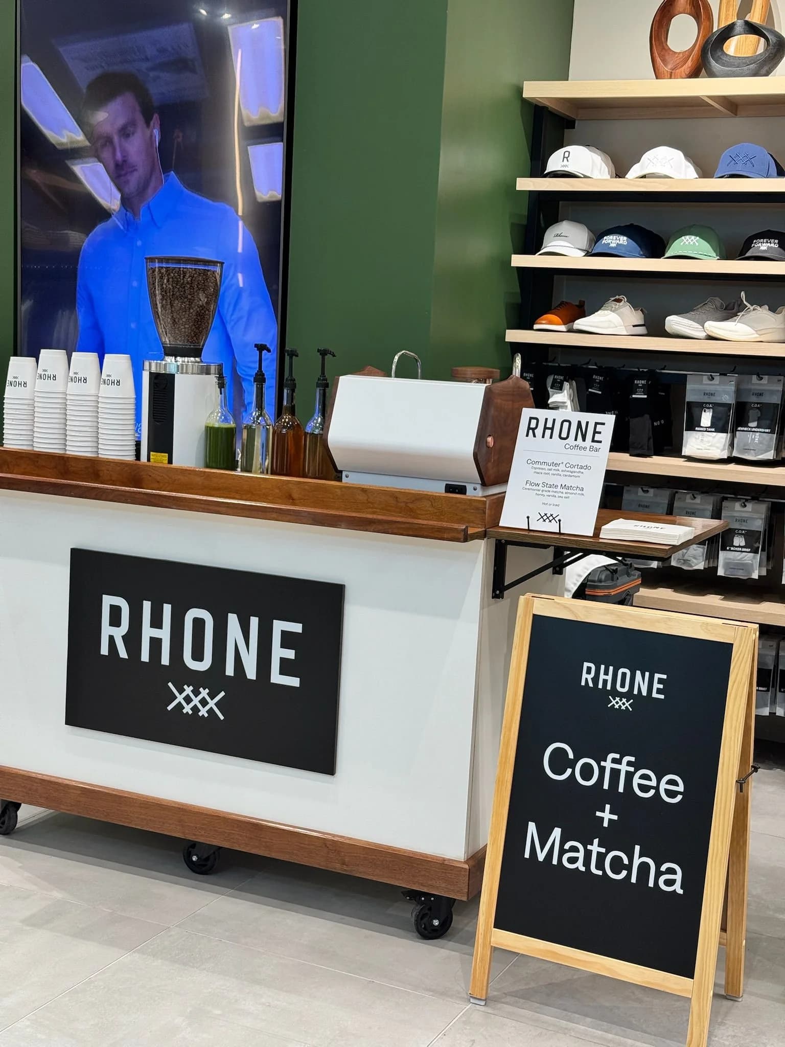 Custom-wrapped Anechó espresso cart drawing a crowd at a brand activation in New York City
